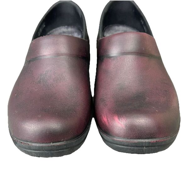 CROCS Clogs Shoes Women's Sz 8 Black & Burgundy Neria Pro II Dual Distressed - Picture 6 of 13